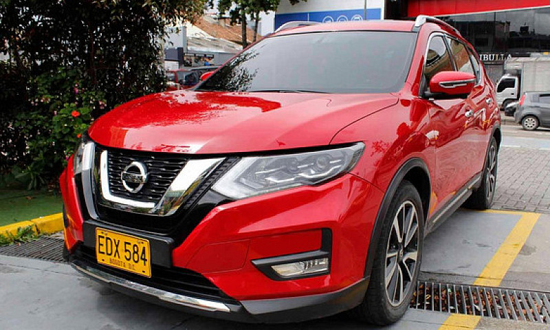 Nissan X-Trail 2.5 T...