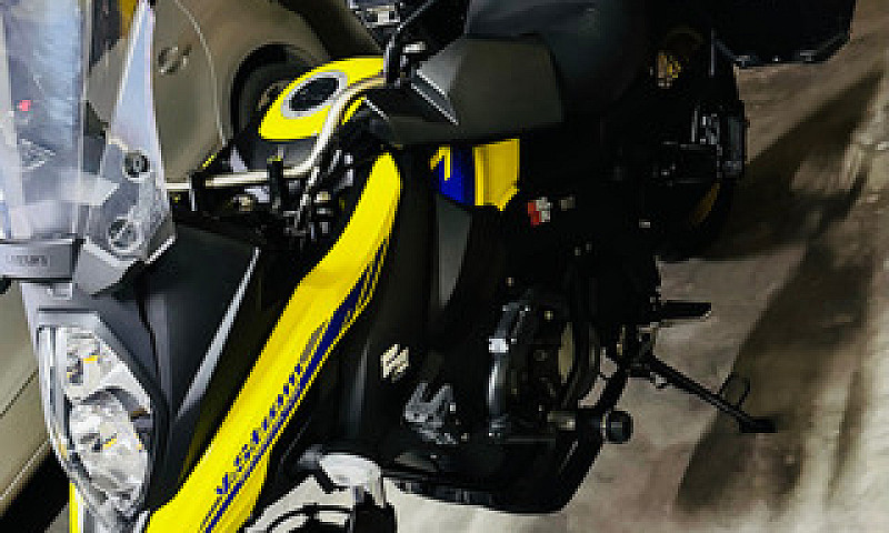 Vstrom Xt...