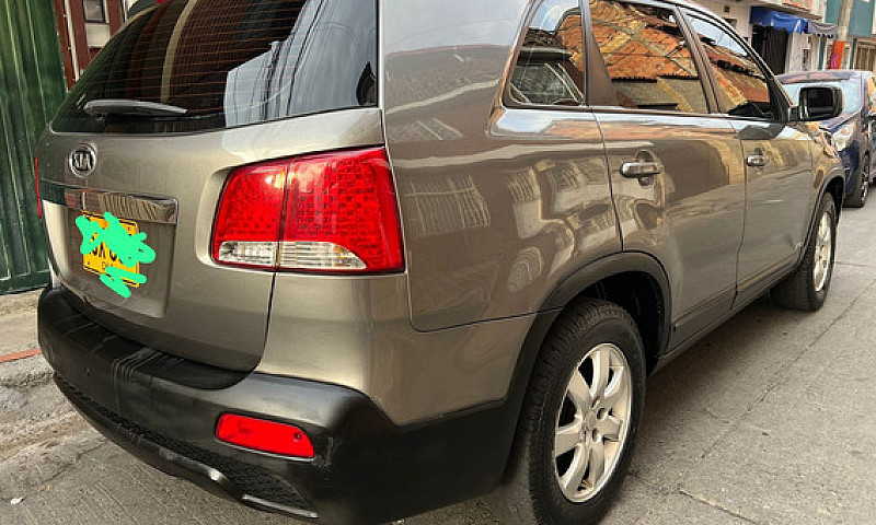 Kia Sorento Lx 4*4...