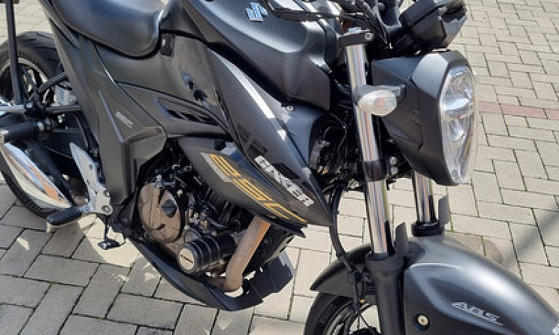 Suzuki Gixxer 250 - ...