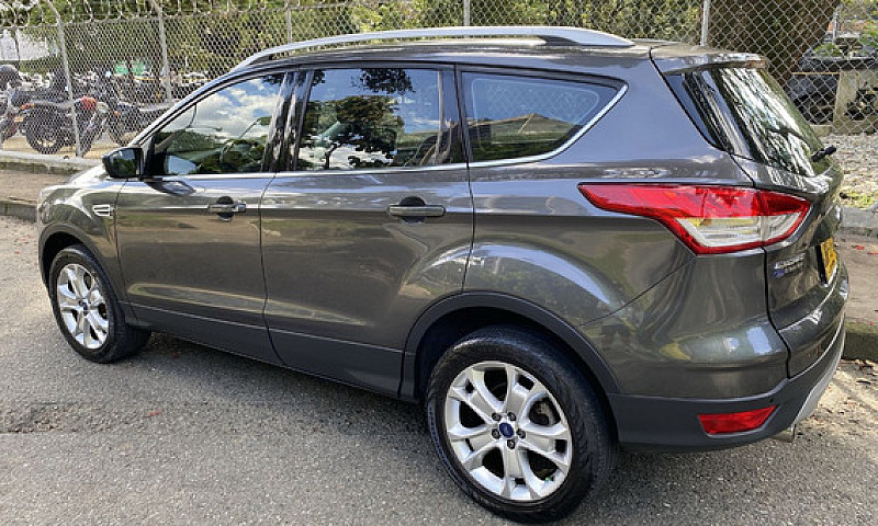 Ford Escape 2.0 Tita...
