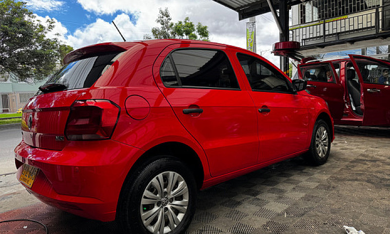 Volkswagen Gol 1.6 T...