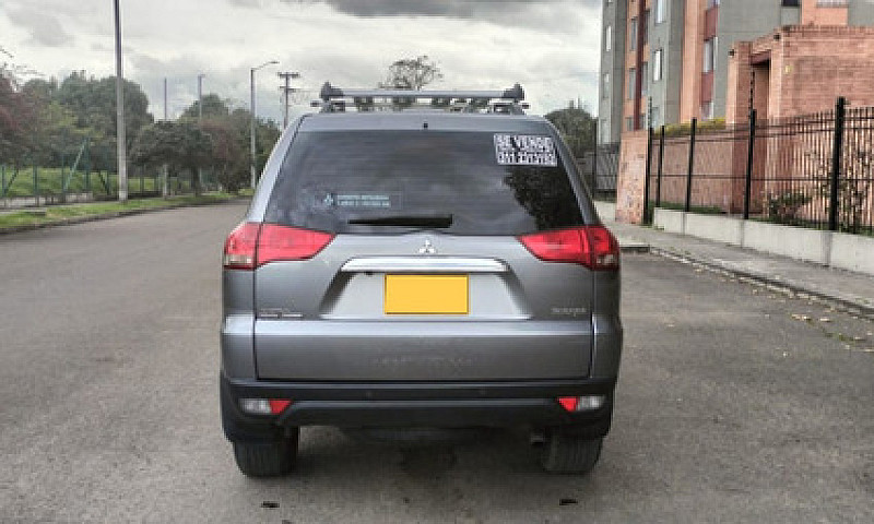 Mitsubishi Nativa 3....