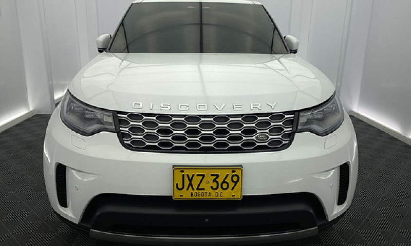 Land Rover Discovery...