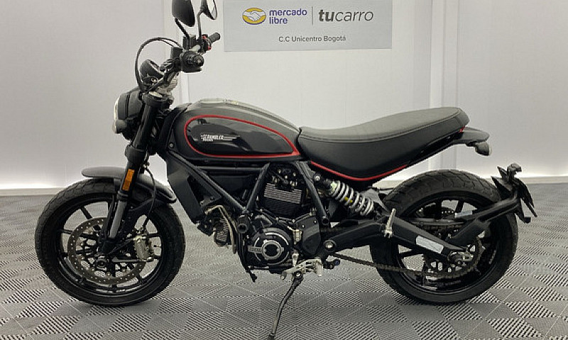 Ducati Scrambler 800...