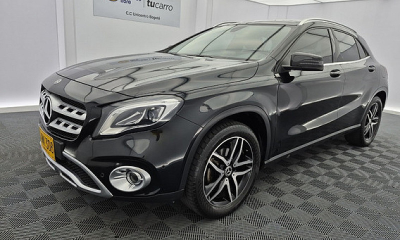 Mercedes-Benz Gla 20...