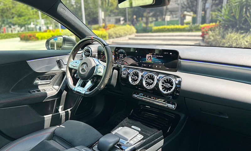 Mercedes-Benz Amg 2....