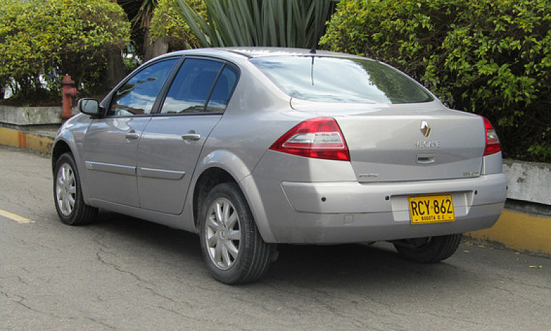 Renault Megane 2 2.0...