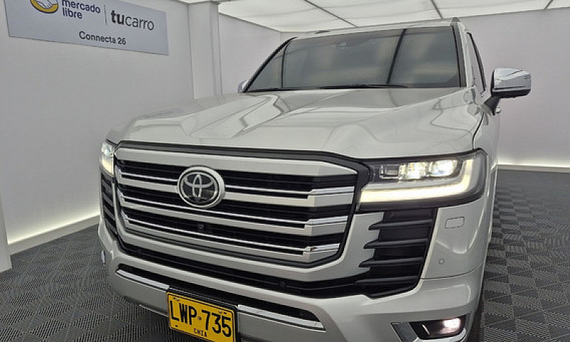 Toyota  Land  Cruise...