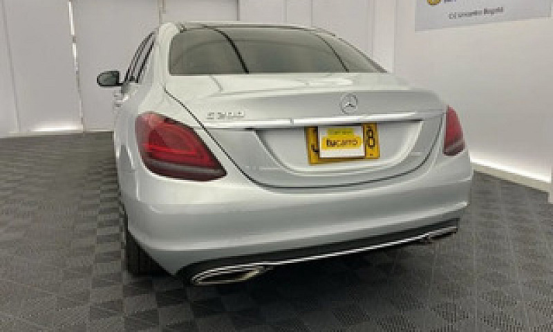 Mercedes-Benz Clase ...