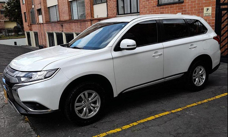 Mitsubishi Outlander...