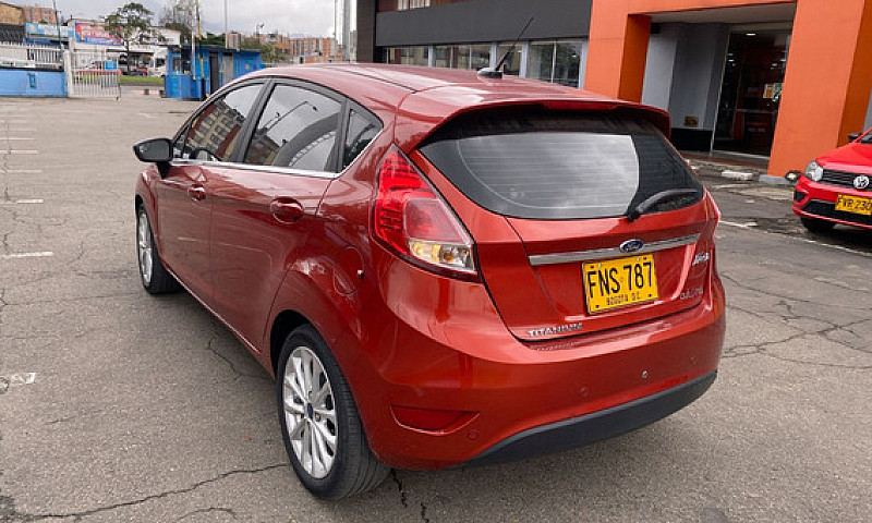 Ford Fiesta 1.6 Tita...