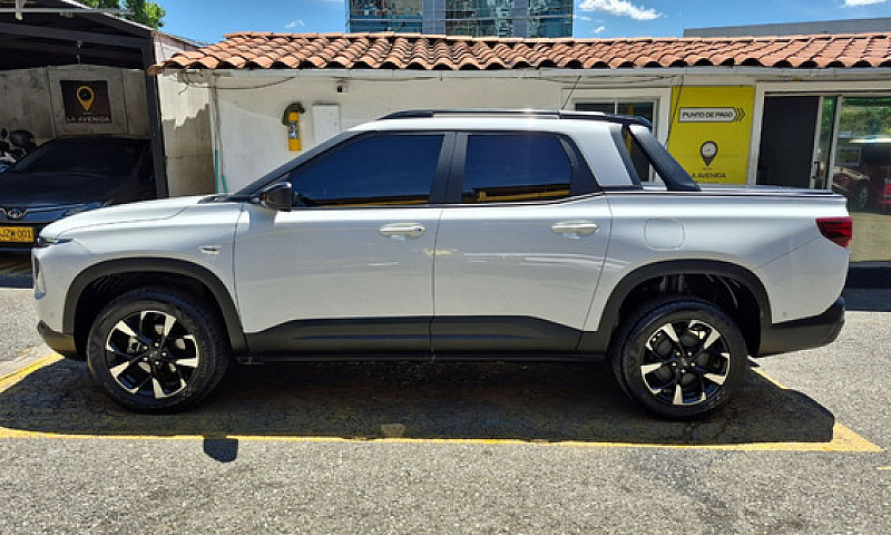 Chevrolet Montana 1....