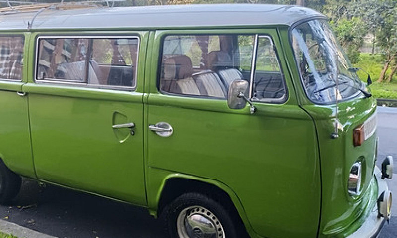 Kombi Volkswagen Mod...