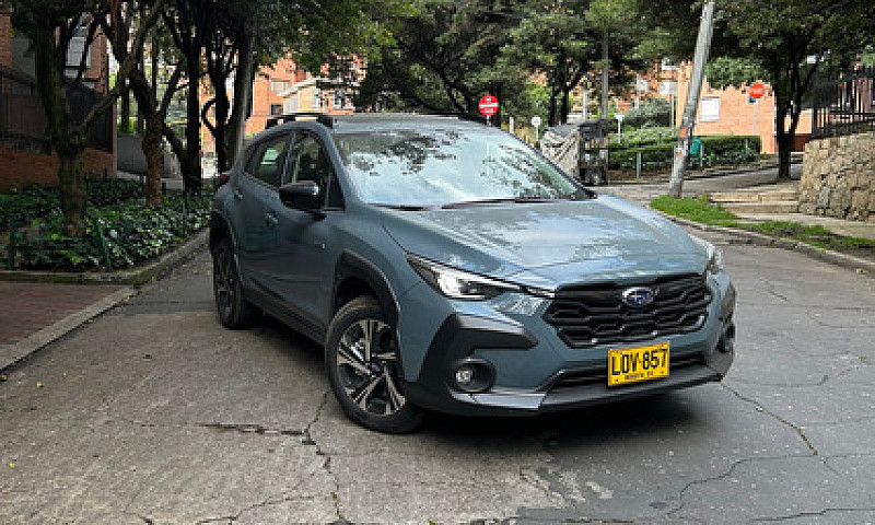 Subaru Cross Trek 2....