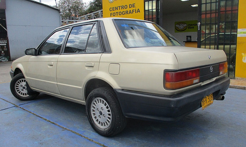 Mazda 323 1.3 Ns 4 P...