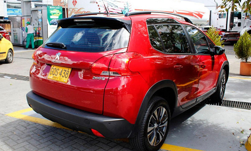 Peugeot 2008 1.6 At...