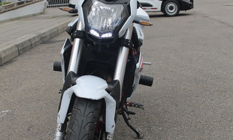 Benelli Tnt150I, Mod...
