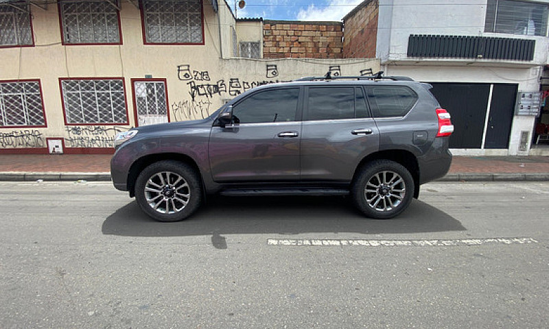 Toyota Prado 3.0 Tx-...