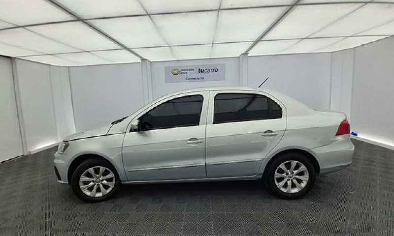 Volkswagen Voyage 1....