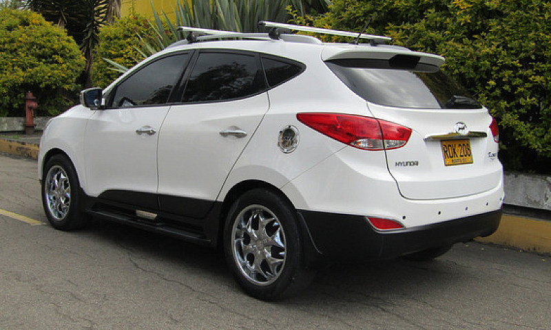 Hyundai Tucson Ix-35...