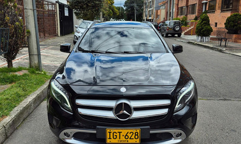 Mercedes-Benz Clase ...