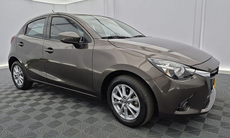 Mazda 2 1.5 Touring...
