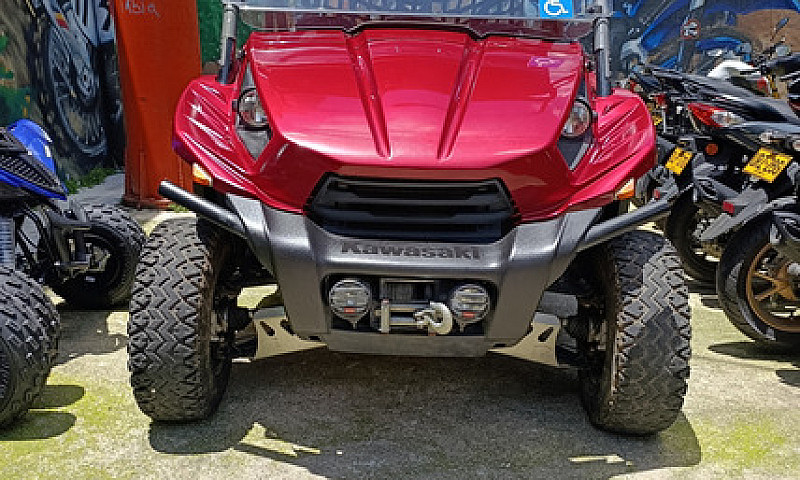 Cuatrimoto Kawasaki...