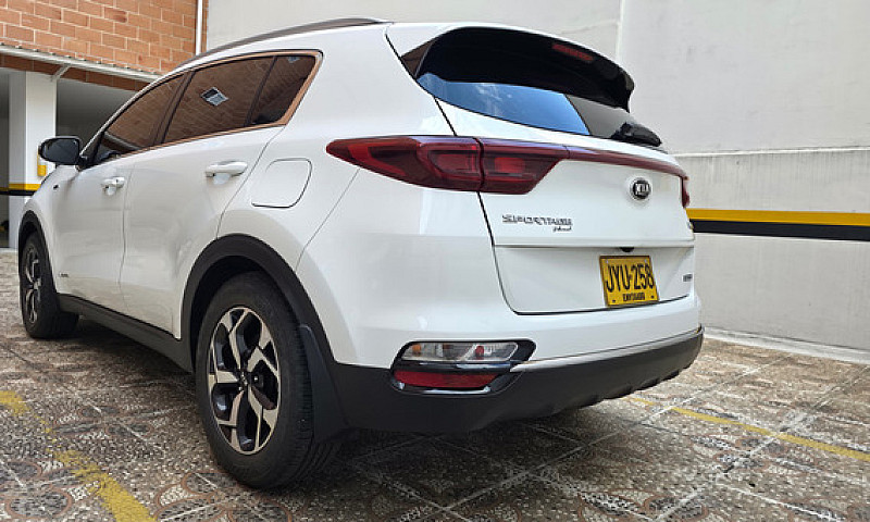 Kia Sportage 4X4 Híb...