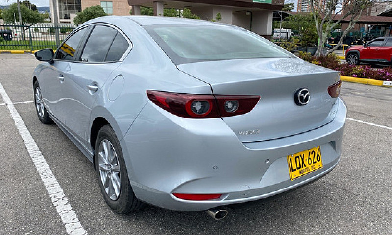 Mazda 3 2.0 Touring ...