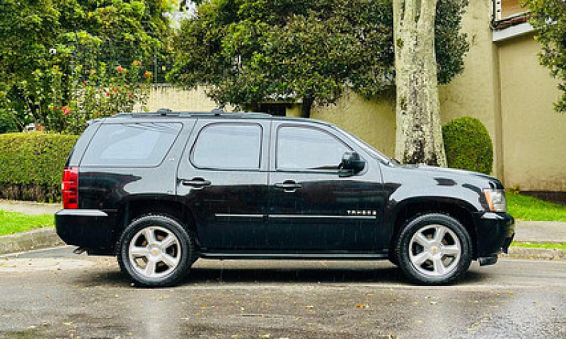 Chevrolet Tahoe 5.3 ...