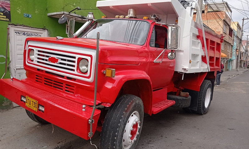 Chevrolet C-70 6.0 1...
