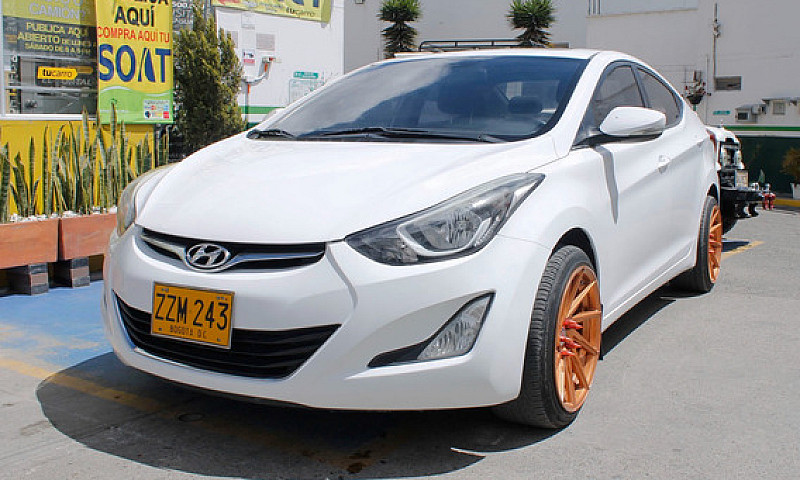 Hyundai Elantra 1.8 ...