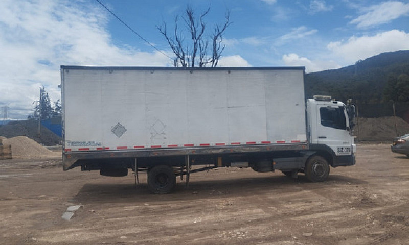 Mercedes  Benz Atego...