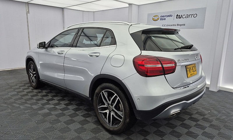 Mercedes-Benz Clase ...