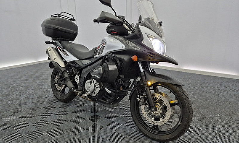 Suzuki V-Strom Dl650...