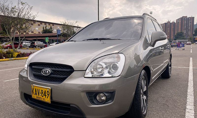 Kia Carens 2.O Rondo...