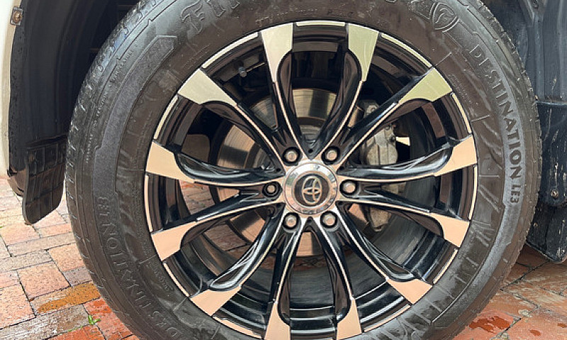 Toyota Prado 3.0 Tx-...