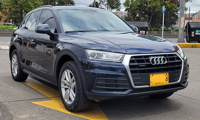 Audi Q5 2.0 Tfsi S-T...