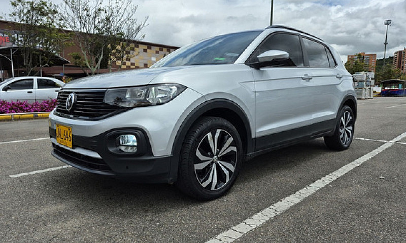 Volkswagen T-Cross 1...