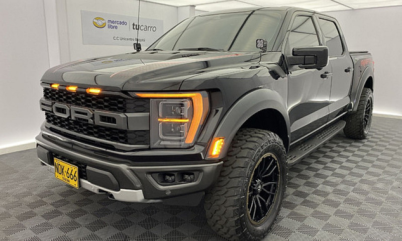 Ford Raptor F-150 3....