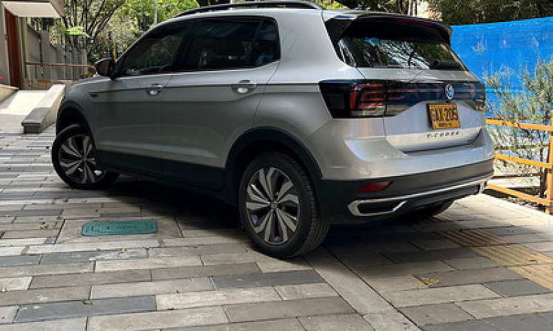 Volkswagen T-Cross 1...