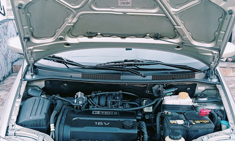 Chevrolet Aveo 1.6 S...
