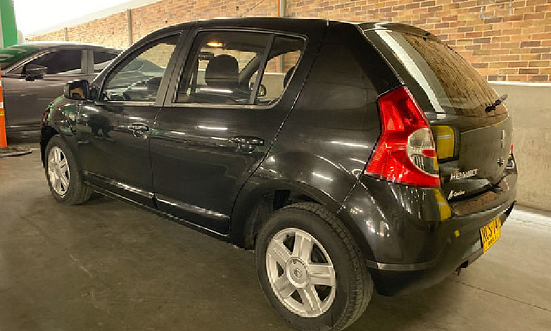 Renault Sandero 1.6 ...