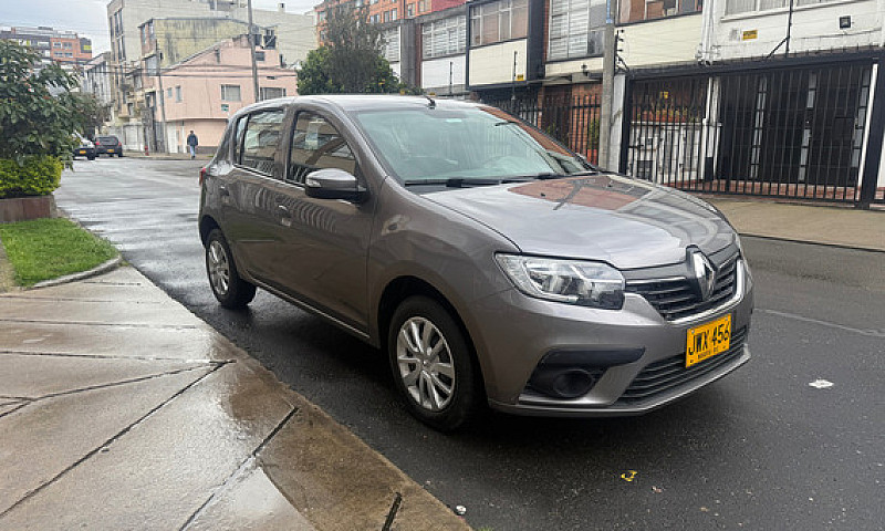 Renault Sandero 1.6L...