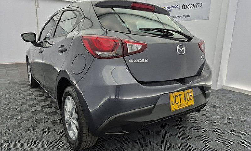 Mazda 2 Touring At 1...
