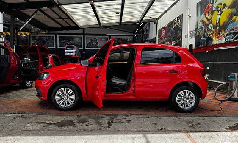 Volkswagen Gol 1.6 T...