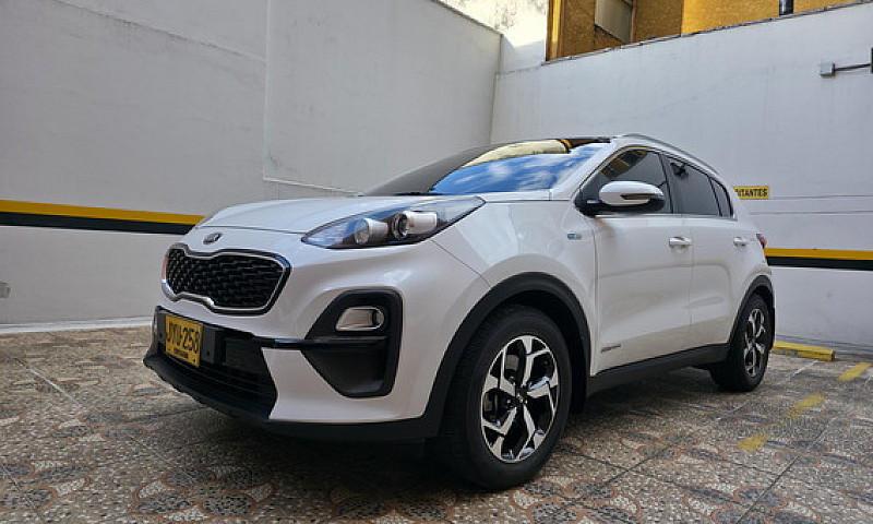 Kia Sportage 4X4 Híb...