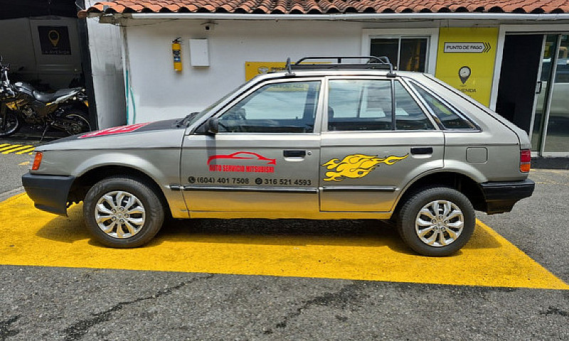 Mazda 323 1.3 Hb Mt...