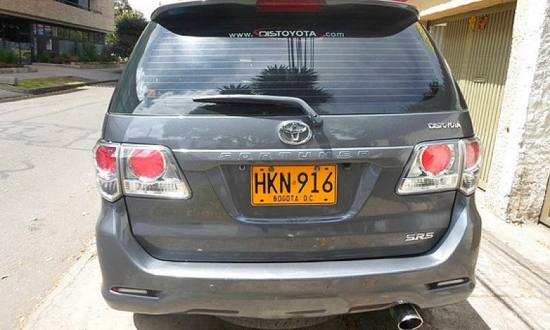 Toyota Fortuner Sr5 ...